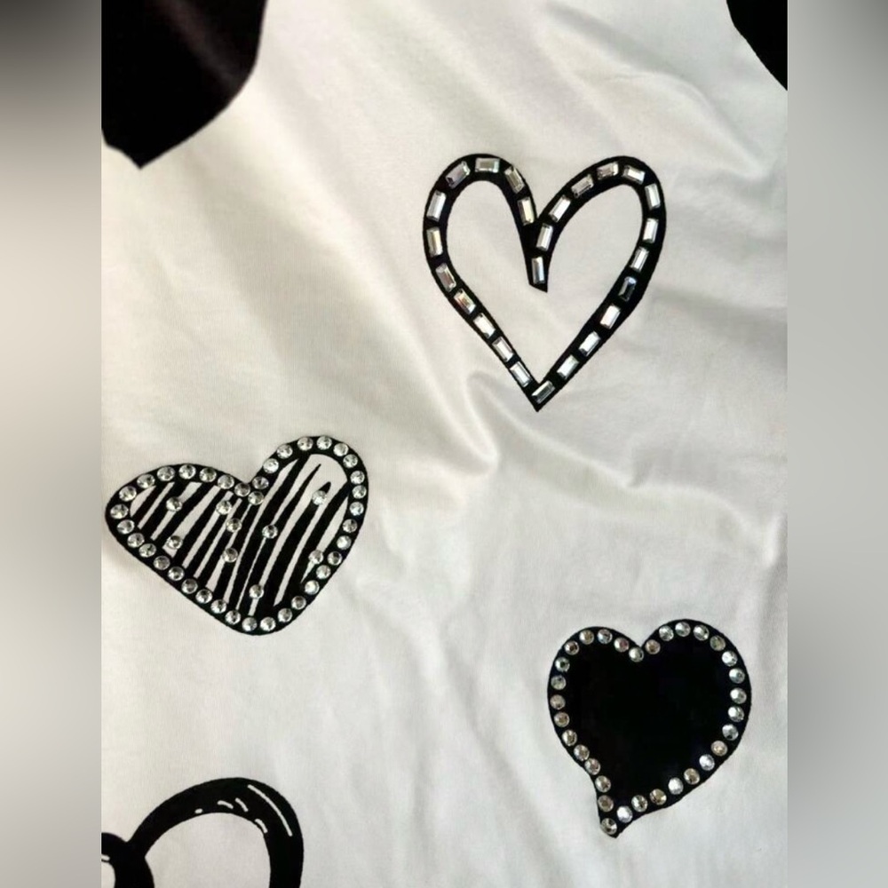 Astrid Black Rhinestone Heart T-Shirt XL NWT Bling Embellished Short Sleeve Top - Picture 2 of 7
